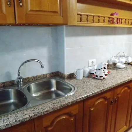 With 3 Bedrooms In With Wonderful Sea View Furnished Terrace And Wifi 200 M From The Beach * A Guarda